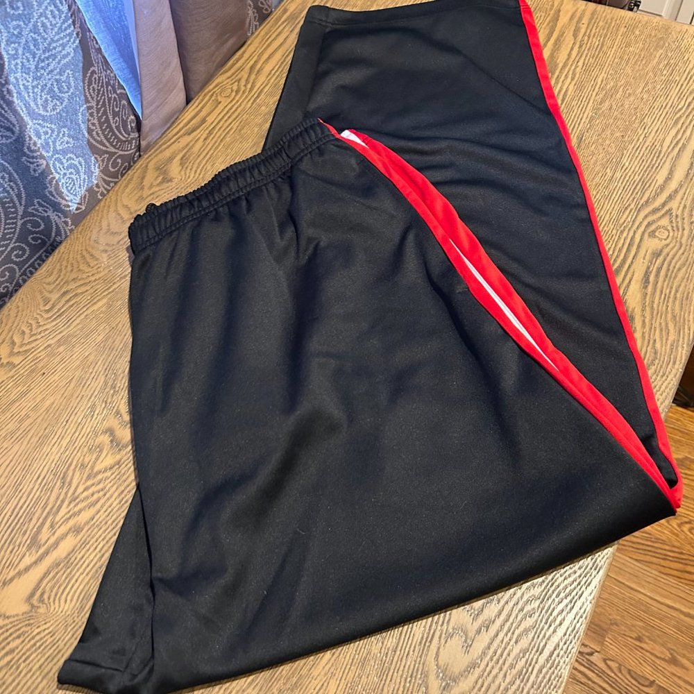 Men’s Pants - Picture 4 of 14